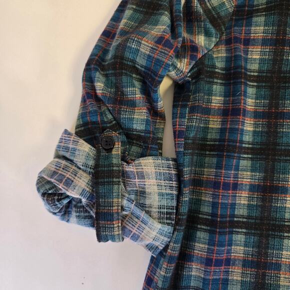 Urban Girl Plaid Roll tab Sleeve Button Down with iron on Patches size Medium - Picture 10 of 11